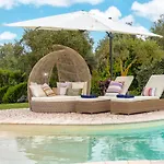 Villa Dolores , With A Spectacular Swimming Pool With Hydromassage And A Big Garden For The Children - Iun S3325
