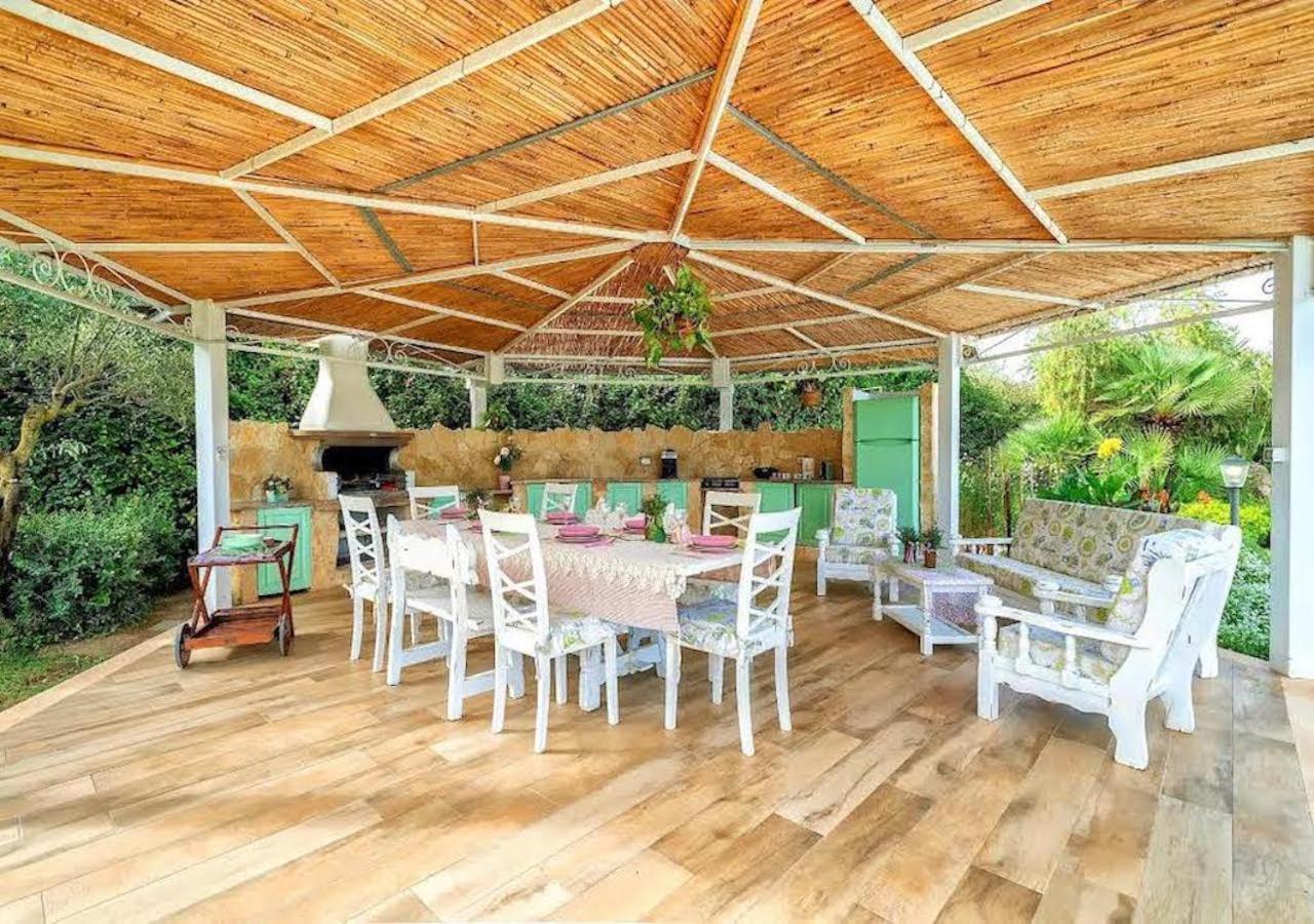 Dolores , With A Spectacular Swimming Pool With Hydromassage And A Big Garden For The Children - Iun S3325