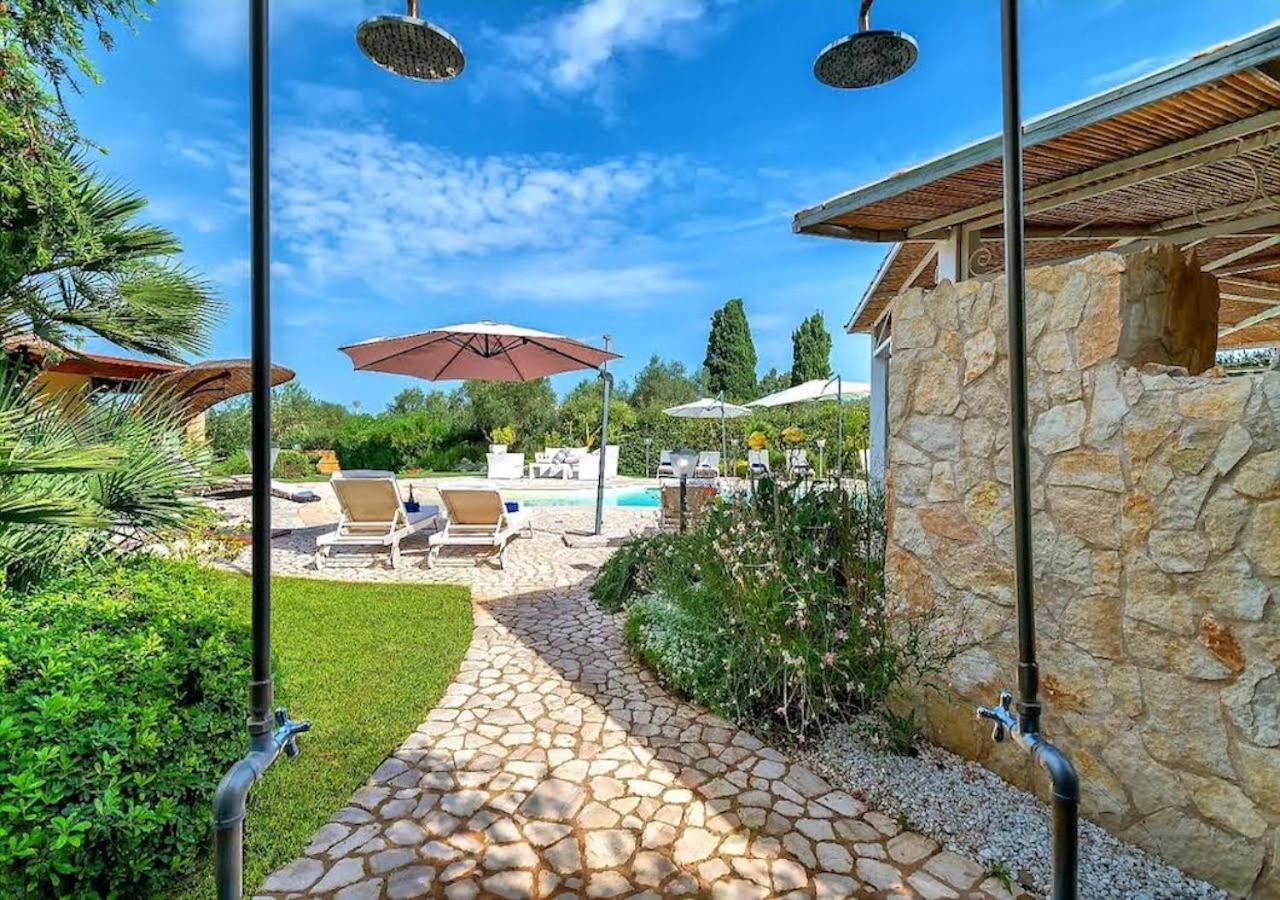 Dolores , With A Spectacular Swimming Pool With Hydromassage And A Big Garden For The Children - Iun S3325 Villa