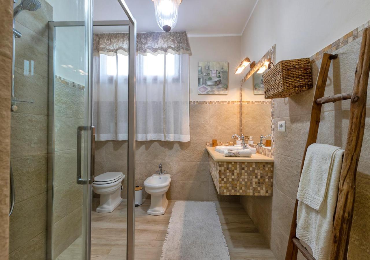 Dolores , With A Spectacular Swimming Pool With Hydromassage And A Big Garden For The Children - Iun S3325 Villa
